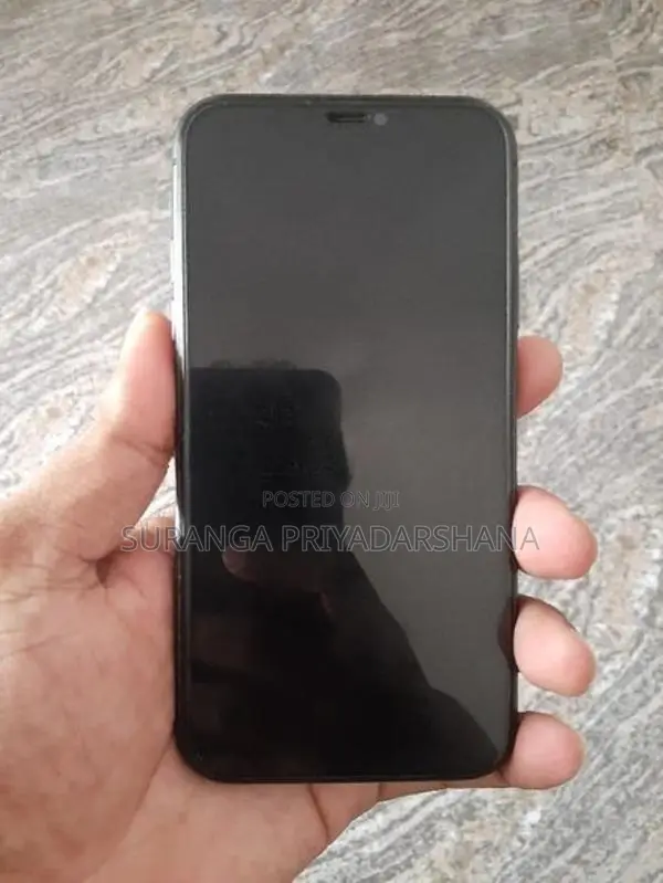 Apple iPhone 11 (Used)