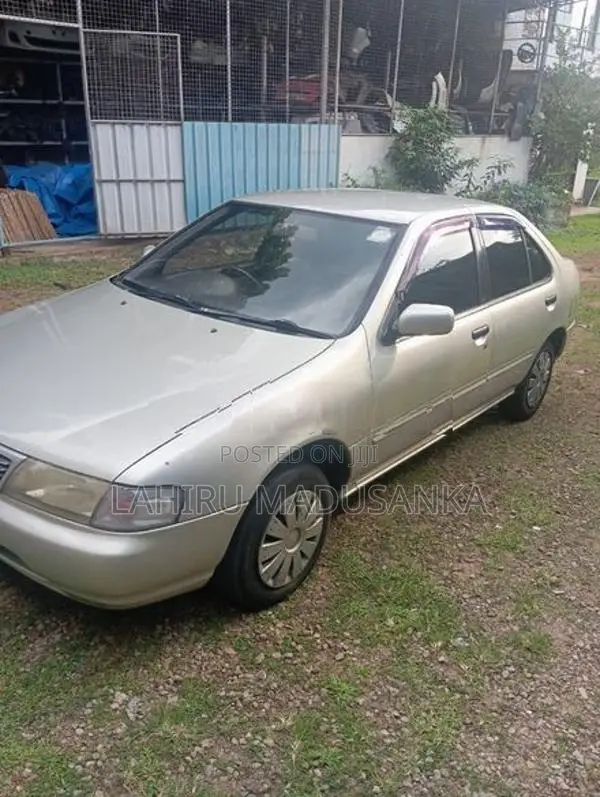 Nissan Sunny O 1995