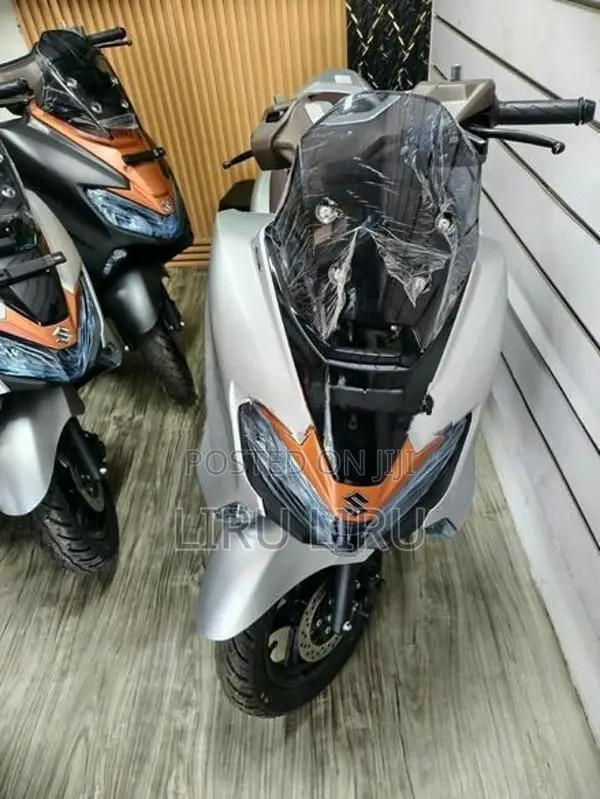 Suzuki Burgman 125 2026