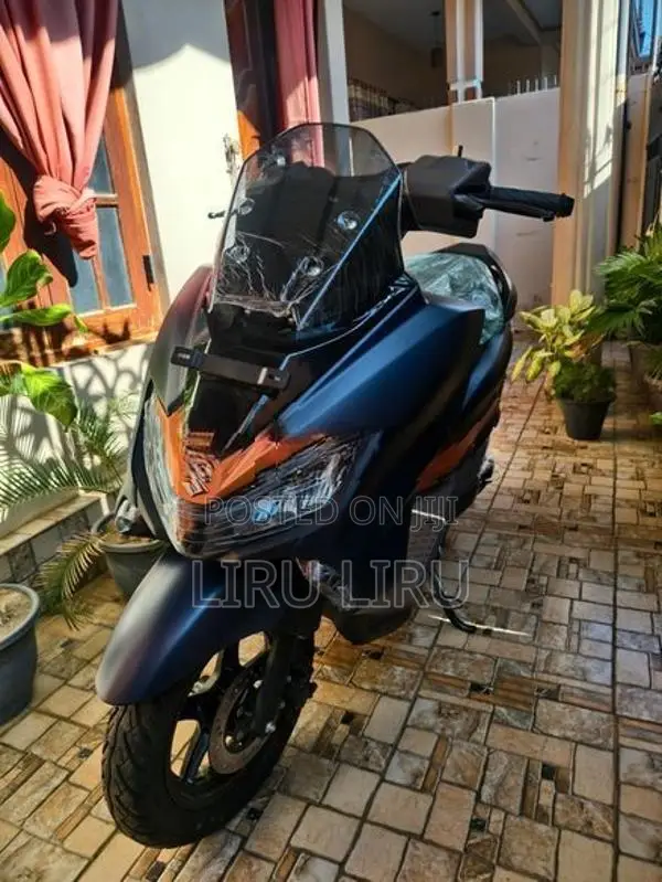 Suzuki Burgman 125 2026