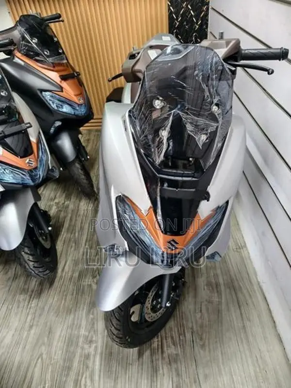 Suzuki Burgman 125 2026