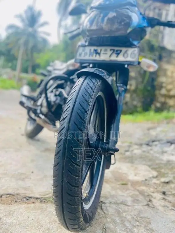 Bajaj Discover 2011