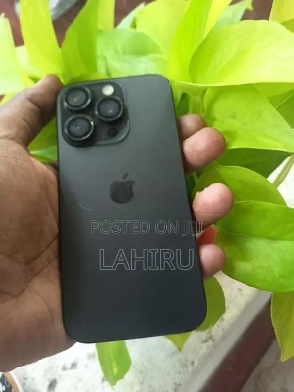 Apple iPhone 15 Pro (Used)