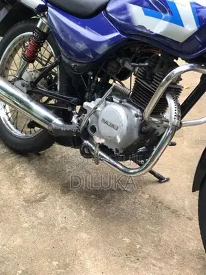 Bajaj CT100 2004