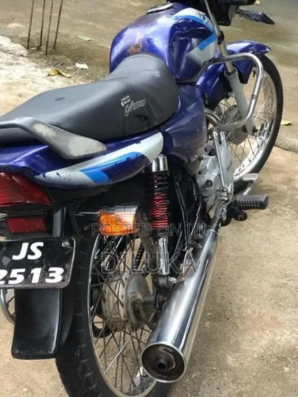 Bajaj CT100 2004