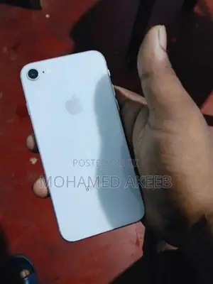 Apple iPhone 8 (Used)