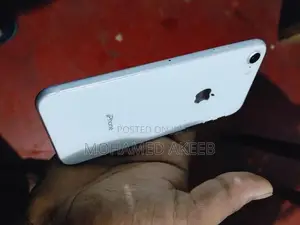 Apple iPhone 8 (Used)