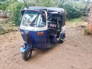 Bajaj RE 2002