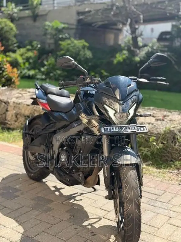 Bajaj Pulsar NS200 2025