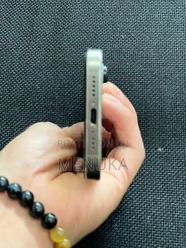 Apple iPhone 15 Pro (Used)