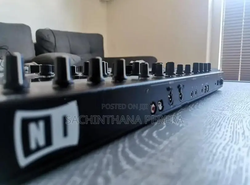 Traktor Kontrol S5 - Studio / Live Music Equipment