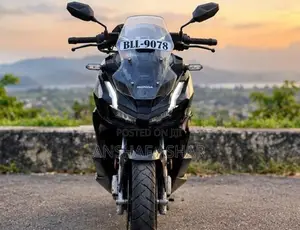 Honda ADV 160 Black Edition 2026
