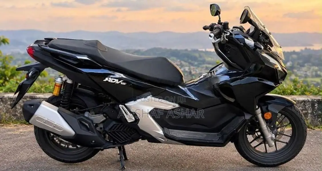Honda ADV 160 Black Edition 2026