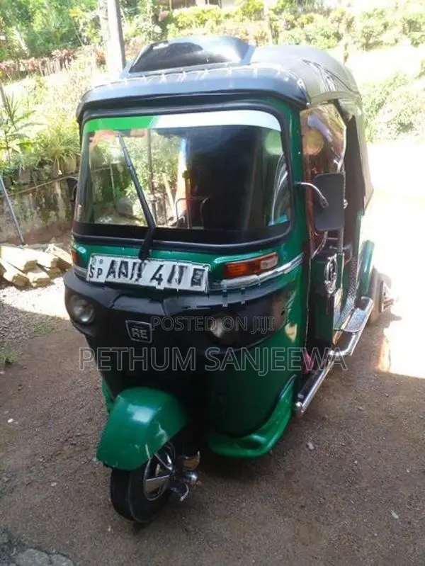 Bajaj RE 2014