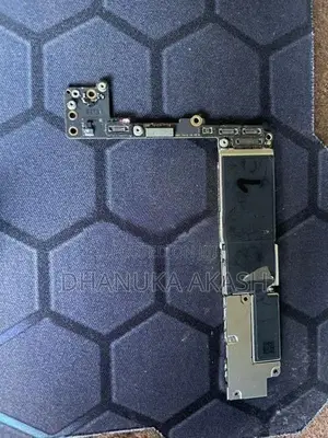 Apple I Phone 7 Plus Parts (used)