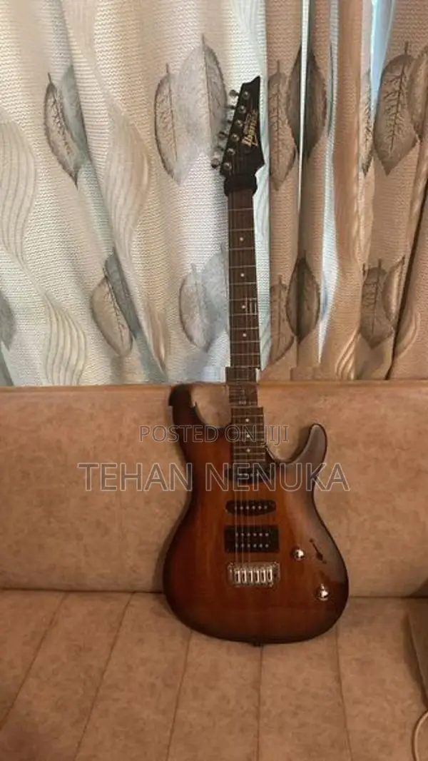 Yahama Electric Guitar