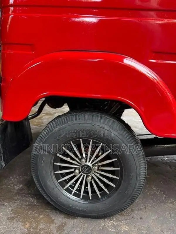Bajaj RE 2001