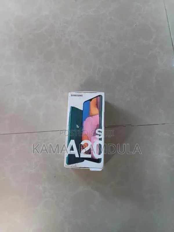 Samsung Galaxy A20e (Used)