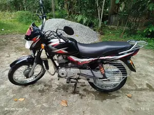 Bajaj CT100 2015