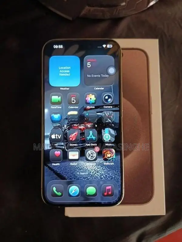 Apple iPhone 15 Pro (Used)