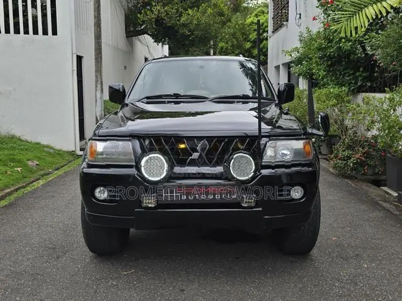 Mitsubishi Montero Sport 2003
