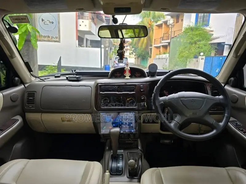 Mitsubishi Montero Sport 2003