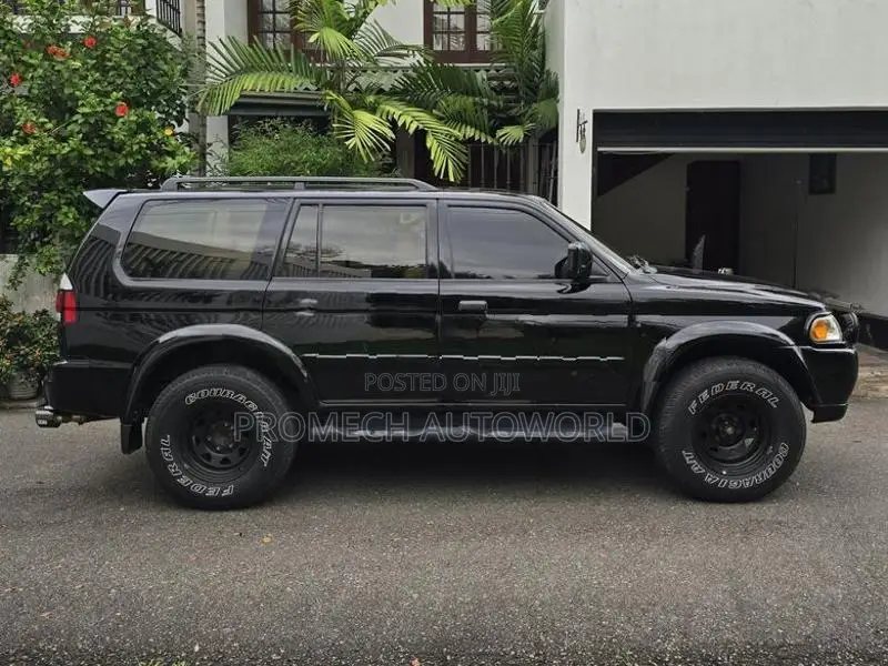 Mitsubishi Montero Sport 2003