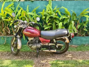 Honda CM Custom 125 1983