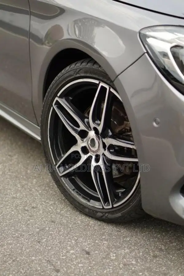Mercedes Benz CLA 180 AMG Plus 2017