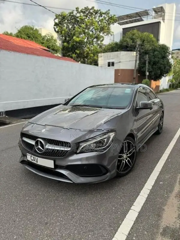 Mercedes Benz CLA 180 AMG Plus 2017