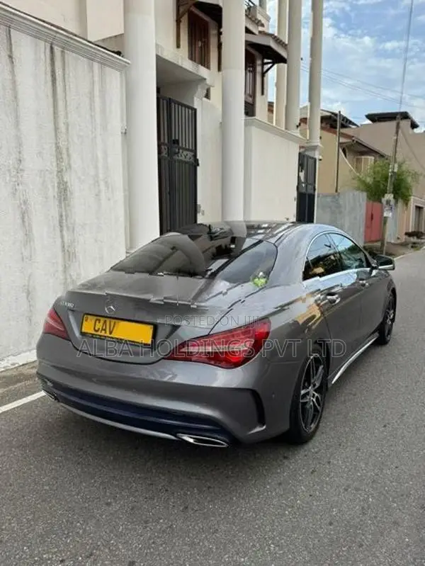 Mercedes Benz CLA 180 AMG Plus 2017