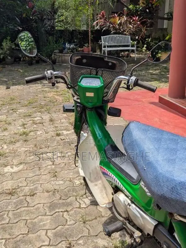 Honda Chaly CF50 2000