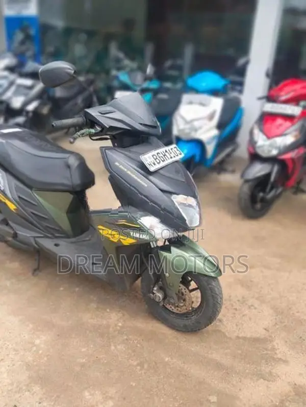 Yamaha RayZR 2018