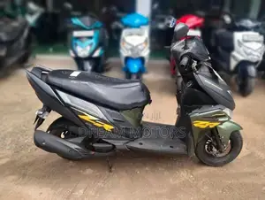 Yamaha RayZR 2018