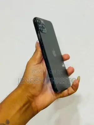 Apple iPhone 11 Pro Max 128GB (Used)