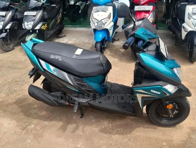 Yamaha RayZR 2017