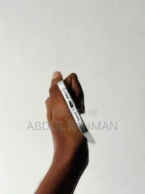 Apple iPhone 17 (Brand New)