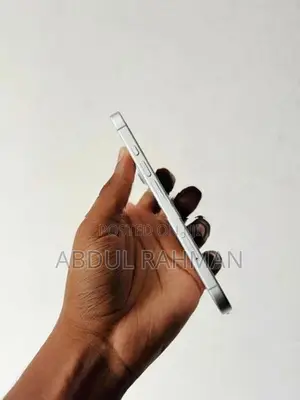 Apple iPhone 17 (Brand New)
