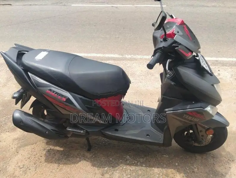 Yamaha RayZR 2018