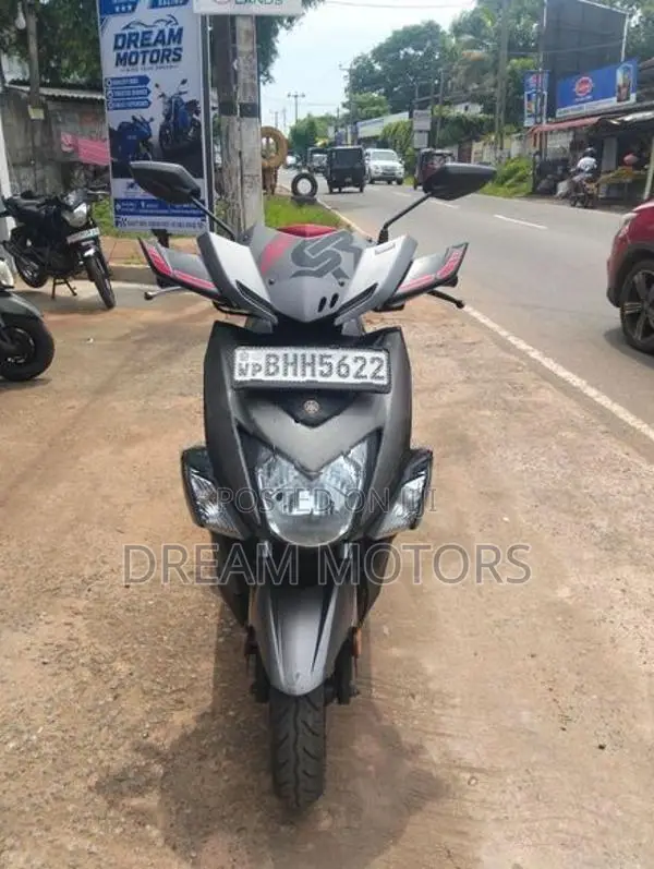 Yamaha RayZR 2018