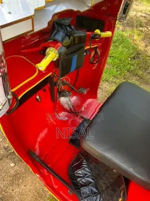 Bajaj RE 1997
