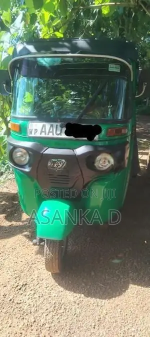Bajaj 4Stroke 2014