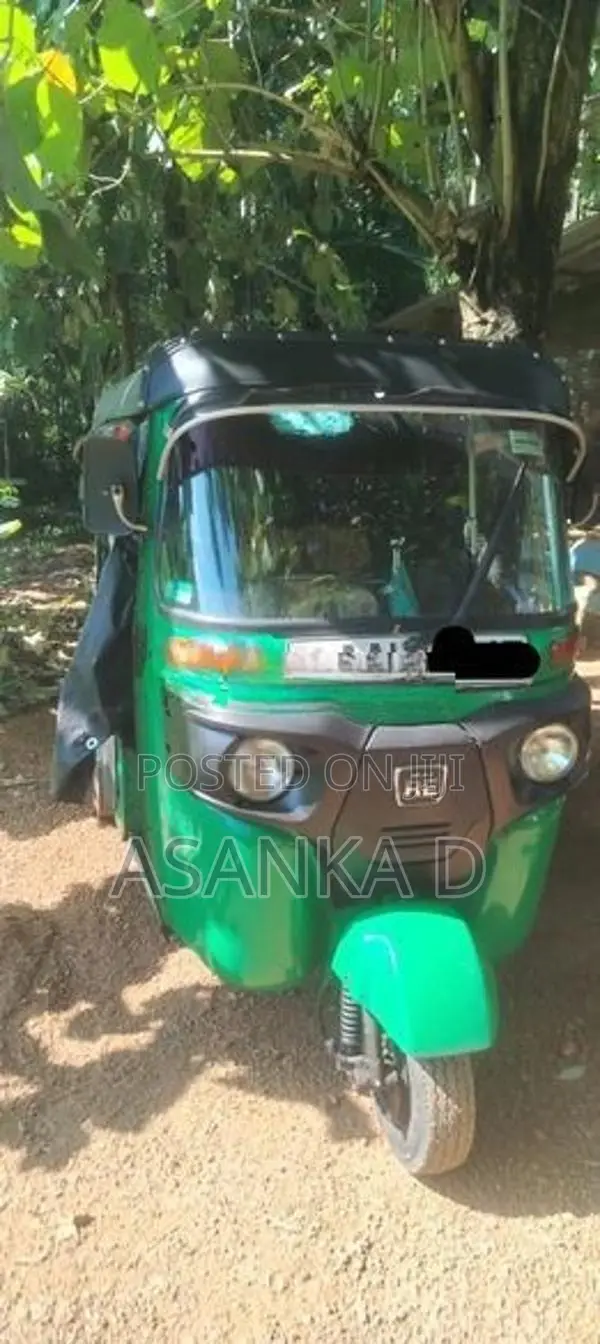 Bajaj 4Stroke 2014