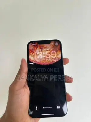 Apple iPhone 13 (Used)