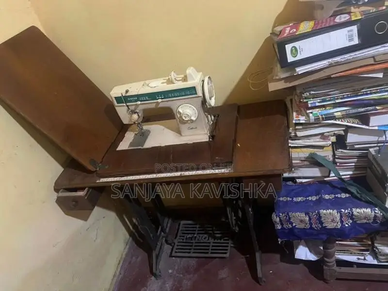 Singer Sewing Machine