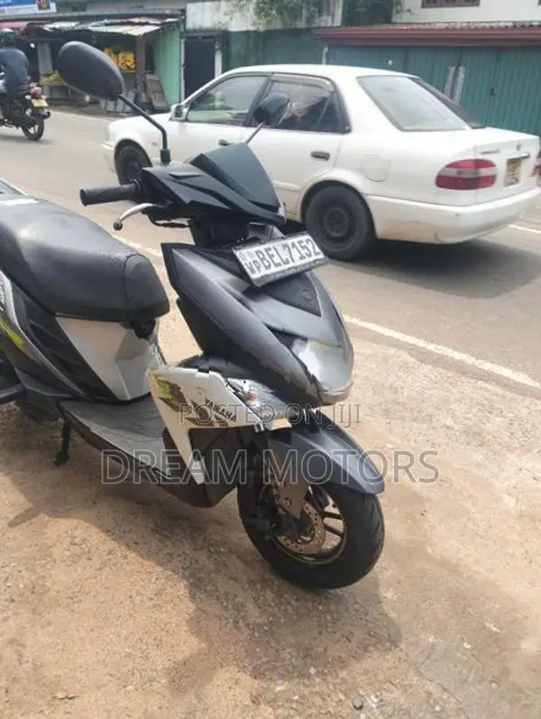 Yamaha RayZR 2016
