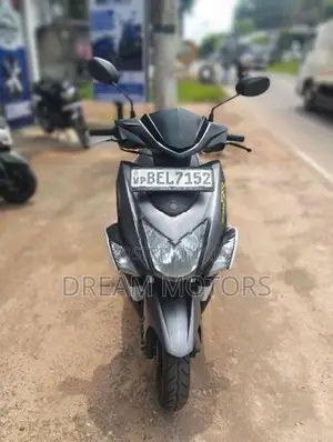 Yamaha RayZR 2016