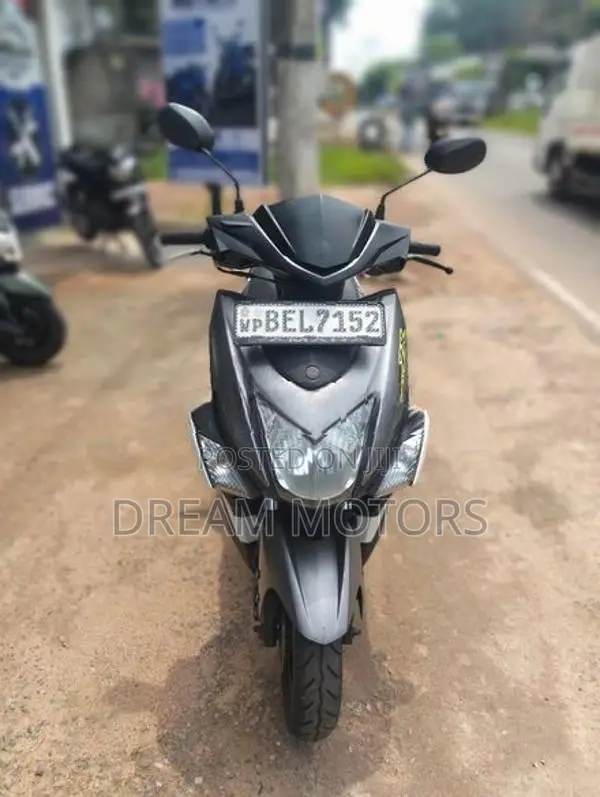Yamaha RayZR 2016