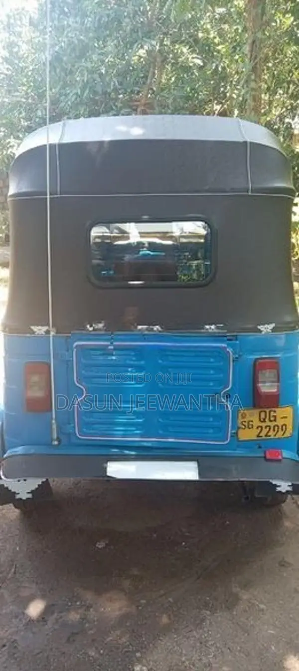 Bajaj RE Three Wheeler 2006