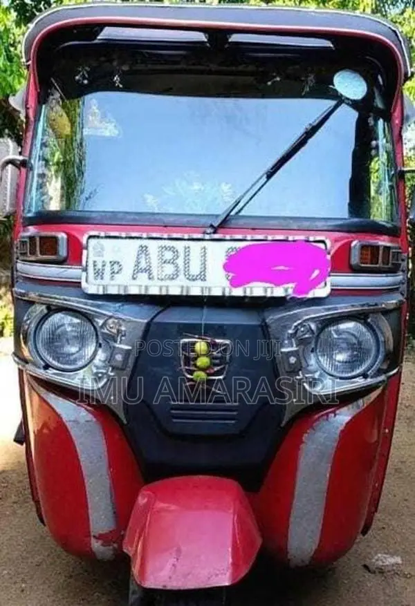 Bajaj RE Three Wheeler 2019